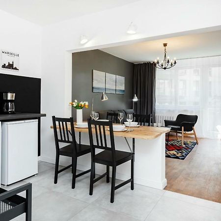 First Central Apartments By Noclegi Renters Varsóvia Exterior foto